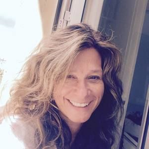 Meet your Posher, Paula